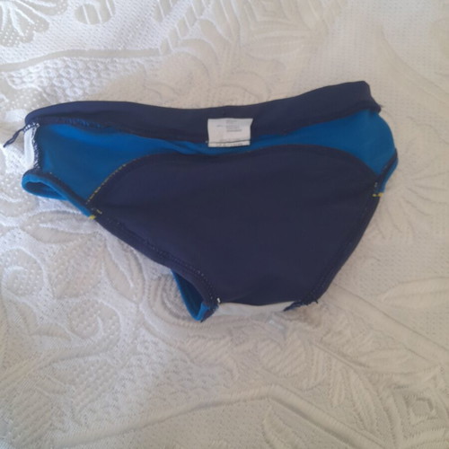 Boys' swimsuit size 4 years like new, blue and turquoise