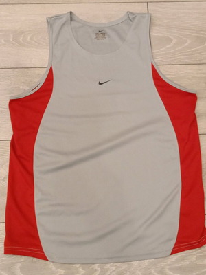 Nike vintage sleeveless top used, grey with red details, size S