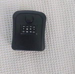 Airbnb key lockbox like new