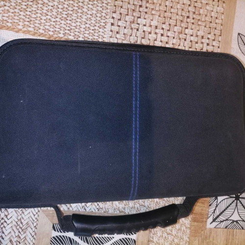 Protective hard CD case 104 slots like new, Urban