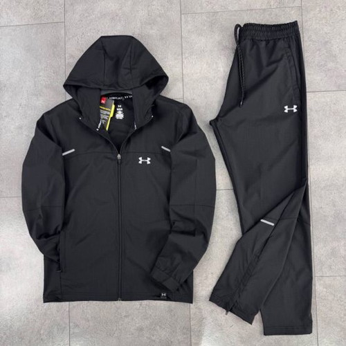 Under Armour men's waterproof tracksuit new, black
