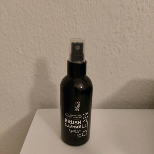 Dust & Cream brush cleanser used