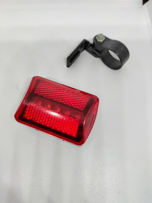 Bicycle LED Rear Light like new with Mount and 5 High Brightness LEDs