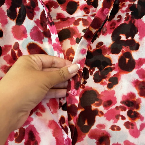 A-Style sleeveless blouse pink like new with buttons