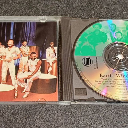 Earth, Wind & Fire CD used, 1995 R&B / Soul compilation