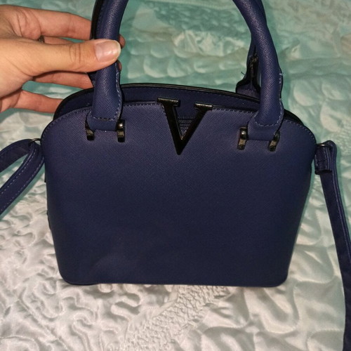 Blue shoulder bag like new with detachable large strap