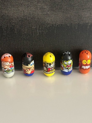 Mighty Beanz collectible set with weird monster characters, like new
