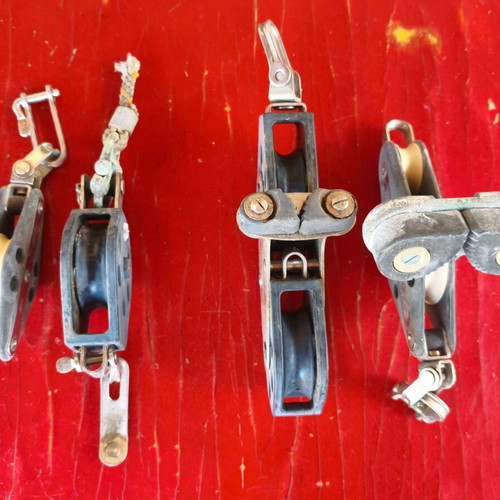 Set of 4 nautical sailing pulleys (blocks)