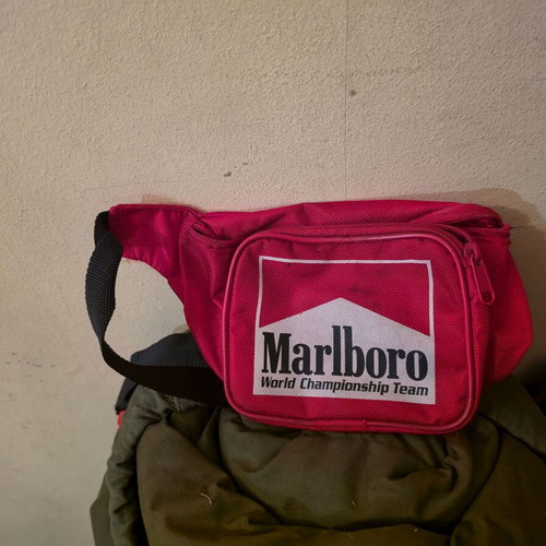 Marlboro banana bag