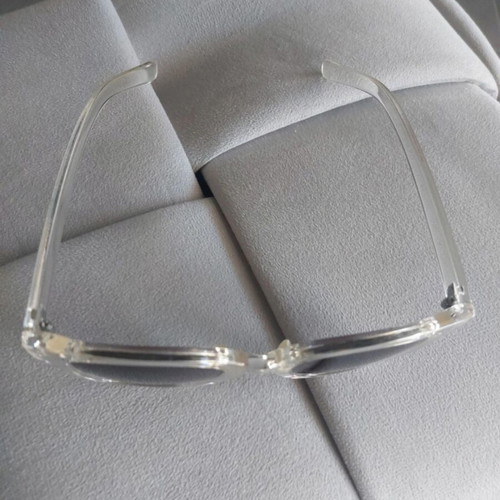 Sunglasses with transparent lightweight acetate frame like new