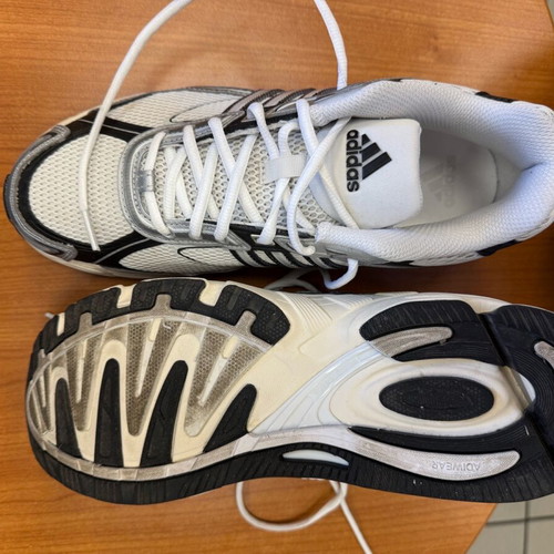 Adidas Response CL shoes used, size 43 1/3, white