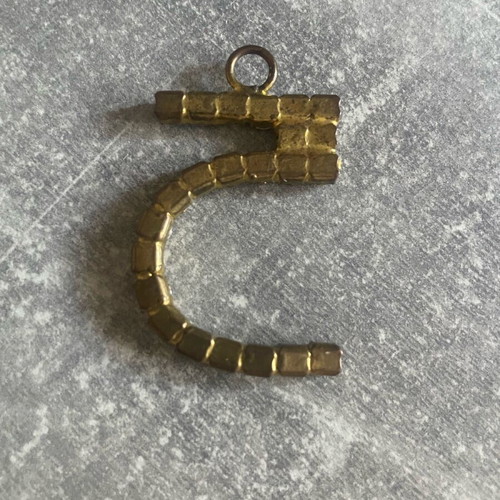 Pendant necklace “number 5” used, gold-colored
