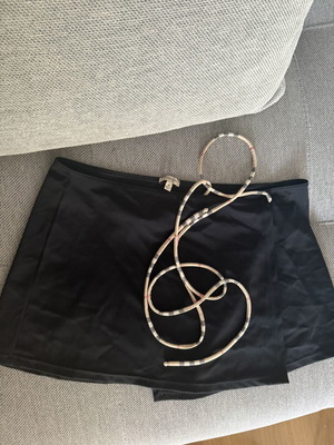 Burberry Beach Cover Up Mini Pareo like new, size S/M, black