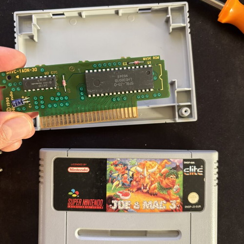 Joe & Mac 3 Super Nintendo SNES game used, authentic, fully functional