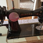 Singer sewing machine like new