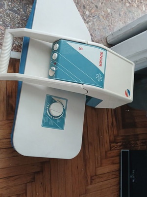 Singer ironing press used, good condition