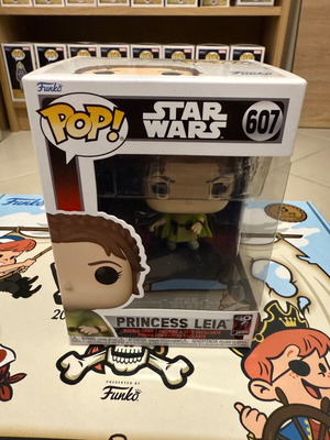 Funko Pop Star Wars 607 Princess Leia like new