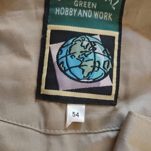Fishing vest new, beige with 22 pockets