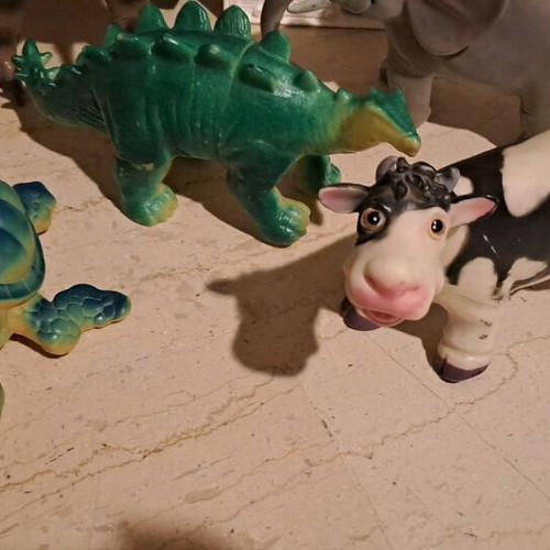 Plastic animals pack of 6 like new