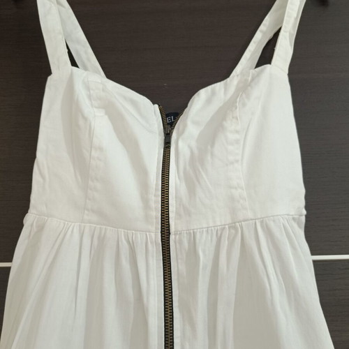 Anel white dress like new with zipper and back smocking