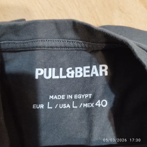 Pull & Bear men's T-shirt size L, like new, gray