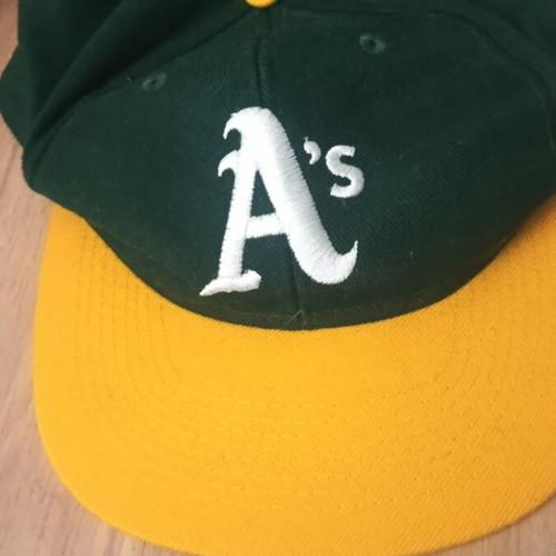 Oakland A's hat like new, colorful, size M