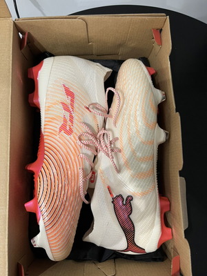 Puma Future Ultimate FG football shoes size 42 new with box