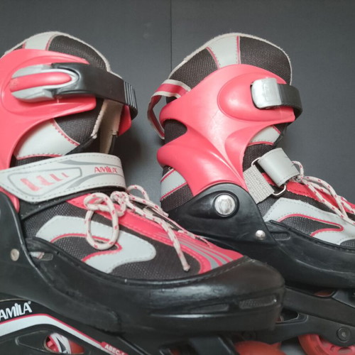 Amila Kids Rollers Adjustable Size 34-37 Used