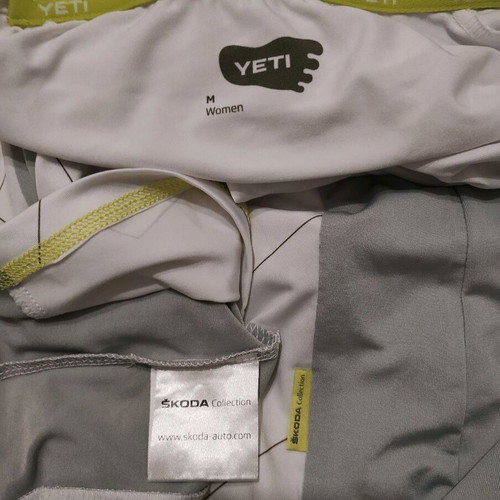Yeti sports unisex shirt like new, size M, white