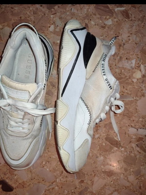 Guess Chunky Sneakers White Beige size 38 used