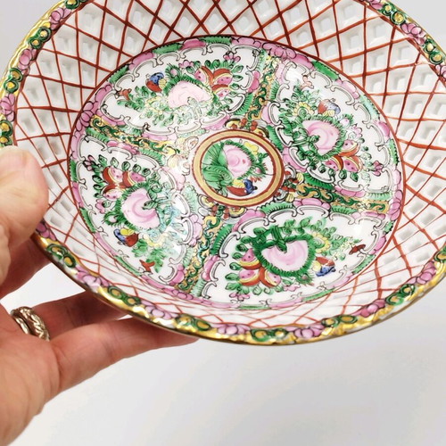 Vintage Chinese Famille Rose Mandarin fruit bowl used