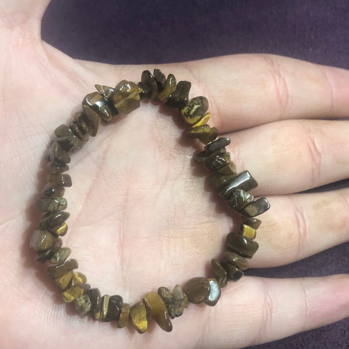 Bracelet with authentic tiger eye stone