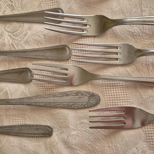 Stainless steel forks used, pack of 24 pieces