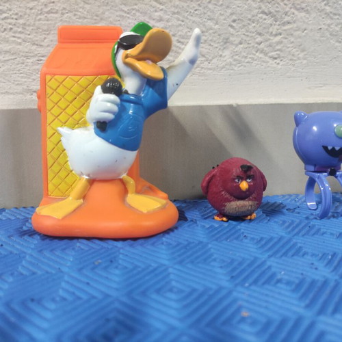 Set of 3 figures Donald Duck, Angry Bird and Monster Ring like new