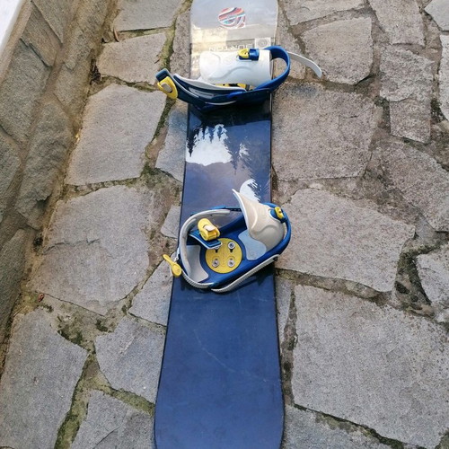 Σανίδα Snowboard Burton μεταχειρισμένη με δέστρες