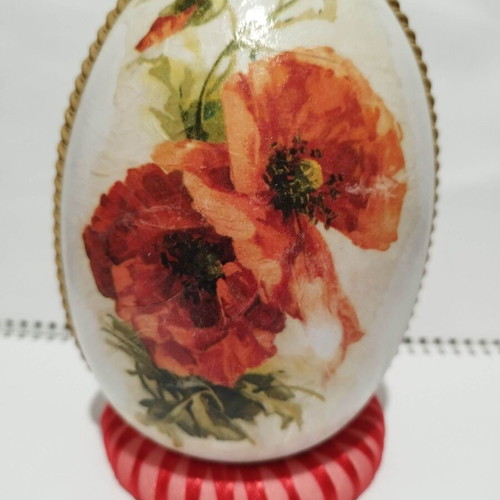 Handmade porcelain decorative egg with poppies and base