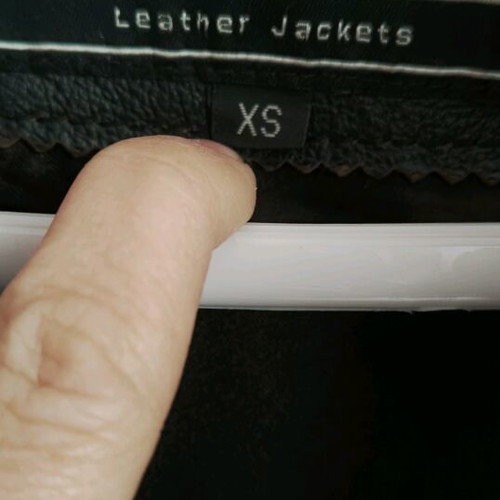 Women's leather jacket no XS like new, black
