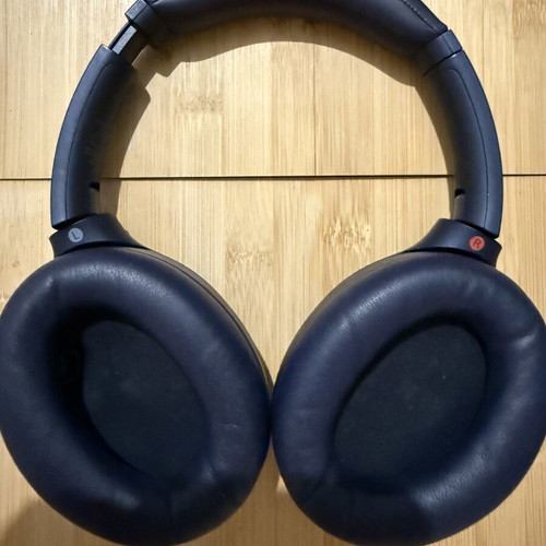Sony Headphones WH-1000XM4 Noise Cancelling like new