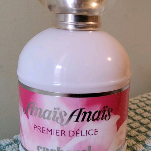 Cacharel Anaïs Anaïs Premier Delice 50ml women's perfume like new