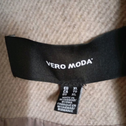 Vero Moda women's coat XL used, beige