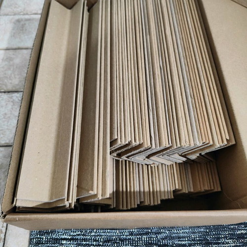 400 hard corner protectors / packaging