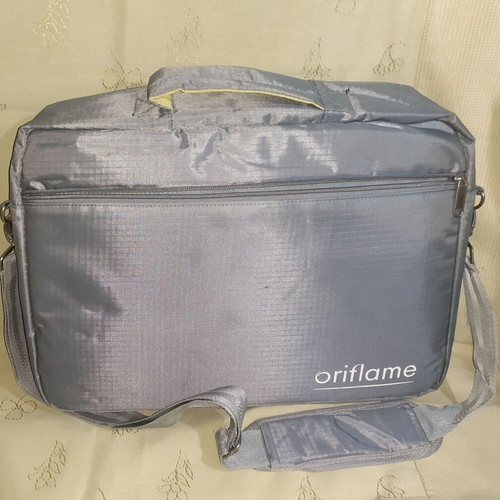 Oriflame professional briefcase like new, gray and green
