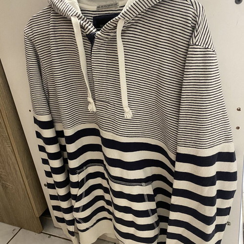 Pull & Bear men's sweater XL like new