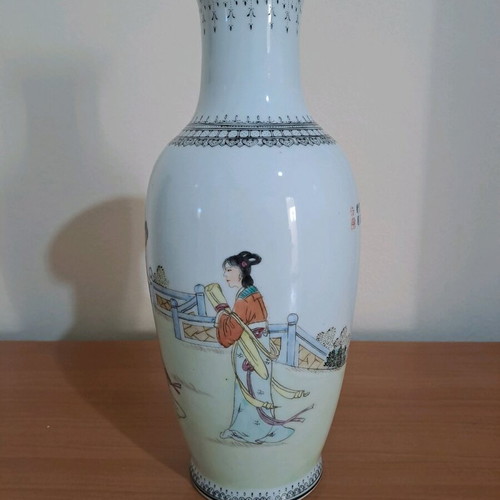 Chinese vase vintage, hand painted, calligraphy marked, like new