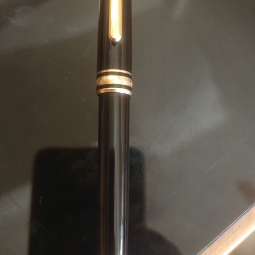 Montblanc ballpoint pens lot of 2 with leather case like new