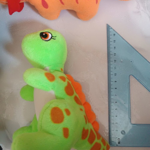 Plush Dinosaurs set of 3 like new, ideal for children