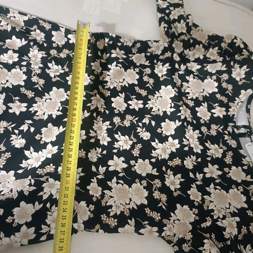 Mango dress medium like new, multicolored