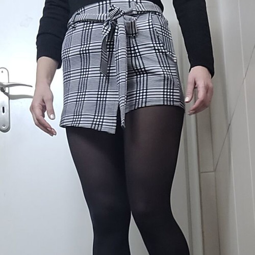 Skirt-shorts with belt new, size S