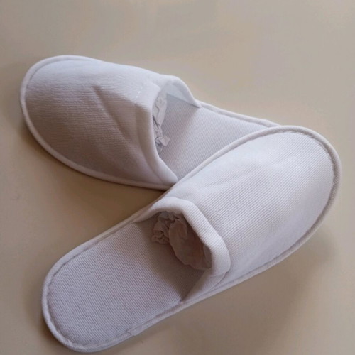 Disposable new slippers, pack of 5, white, one size