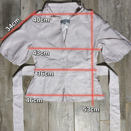 Zara jacket with flattering cut and belt like new, beige
